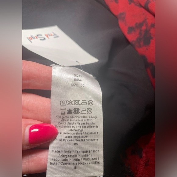 Ganni Georgette Floral Wrap Midi Dress Red Black Size 36 US 4 NWT - Picture 6 of 9